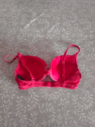 Sujetador encaje push up H&M 75B