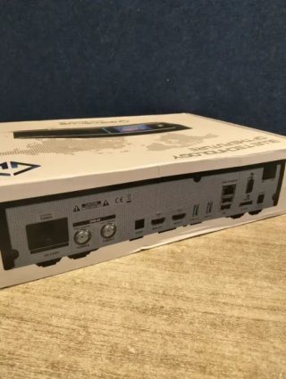 GigaBlue HD Quad Plus receptor satélite Enigma2