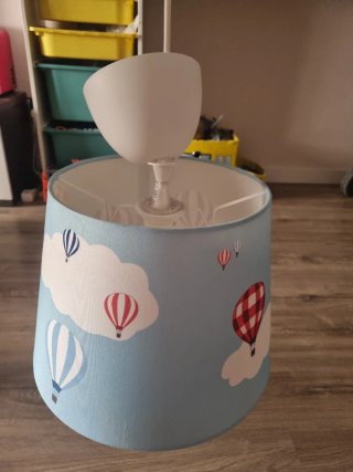 Lámpara infantil globos aerostáticos