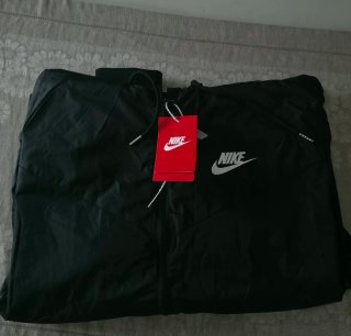 Giacca Nike uomo nera con cappuccio