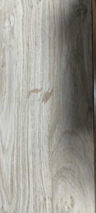 Mesa de escritorio grande y robusta