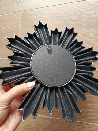 Set di tre specchi decorativi a forma di sole in argento e nero