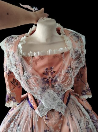 Traje de Fallera Salmón y Morado