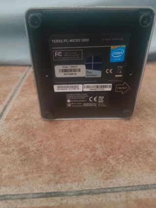 Mini PC Intel NUC Plata y Negro