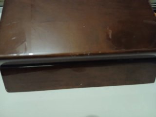 Joyero de madera con compartimentos