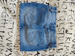 Falda vaquera bershka Talla 32