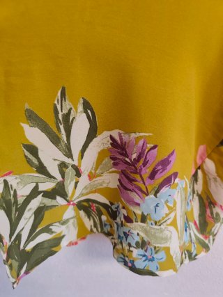 Kimono de chica talla L de Cortefiel.