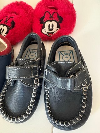 Zapatos de bebé talla 19
