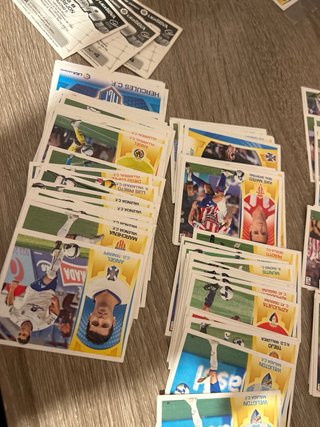 Lote 110 cromos Liga Este Panini 09/10