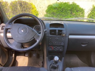 Renault Clio 2006
