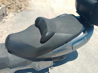 Suzuki Burgman 650 correa rota