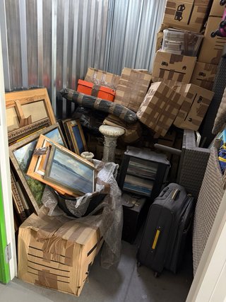 Contenido de trastero: Muebles, Antigüedades, Arte