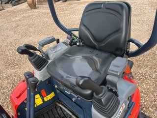Mini Excavadora Kubota U17-4