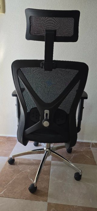 Sillón de oficina ergonómico con ruedas