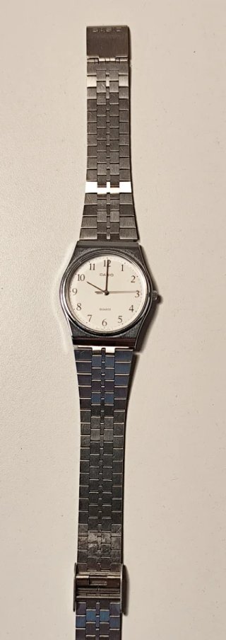 Reloj Casio MQ-336 Plata y Blanco