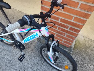 Bicicleta infantil NEON MTB