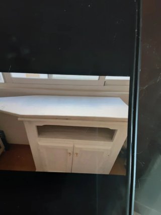 Mueble TV con ruedas madera