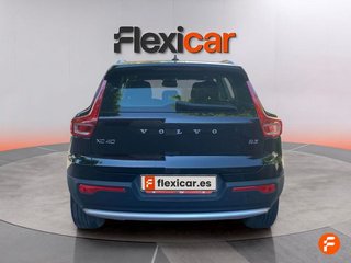 Volvo XC40 2.0 B3 G Core Auto