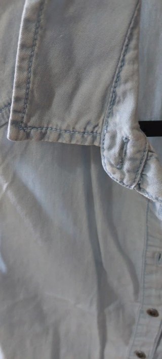 Camisa vaquera sin mangas
