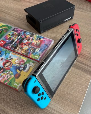 Nintendo Switch + 4 Juegos + microSD 256GB
