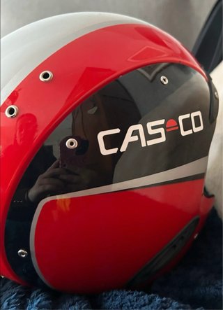 Casco de esquí CASCO rojo y negro