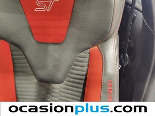 Ford Focus 2.0 EcoBoost S&S ST 184 kW (250 CV)