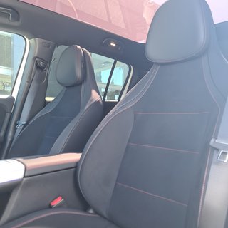 Mercedes-Benz GLB (X244) 2026