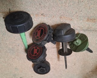 Tapones de radiador, aceite y agua coches clasicos