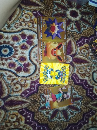 Cartas Pokémon VMAX (4 unidades)