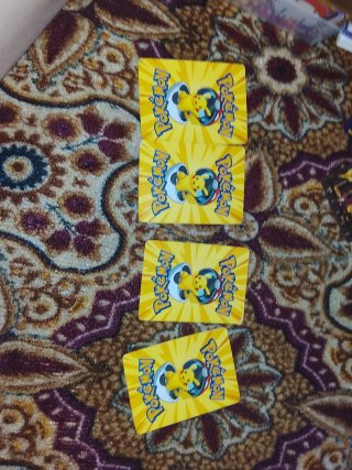 Cartas Pokémon VMAX (4 unidades)