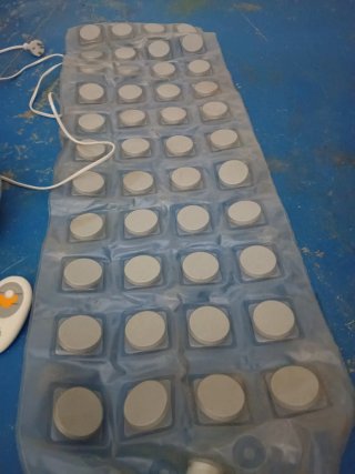 Colchoneta hidromasaje con mando