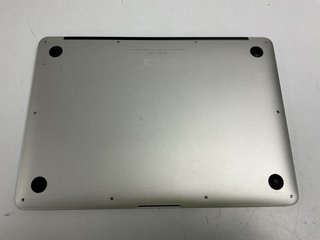 MacBook Air 2017 256 GB Plata