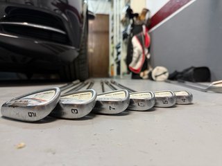 Cobra King Forged Tour Hierros 4-9 + Project X 6.0