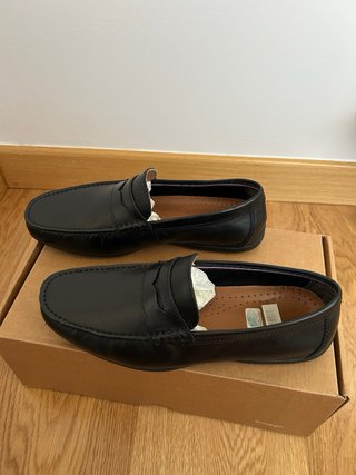 Mocasines negros unit verano casi nuevos.