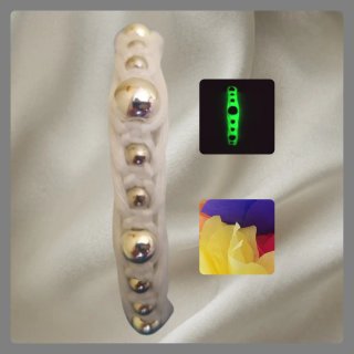 Brazalete Blanco Fluorescente.