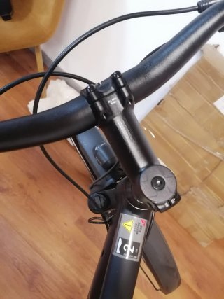Bicicleta Cube Nature Negra