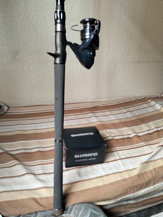 Carrete Shimano Catana 4000