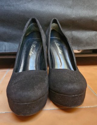 Zapatos de tacón negros talla 37