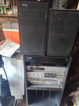 Equipo de música Sony y Philips