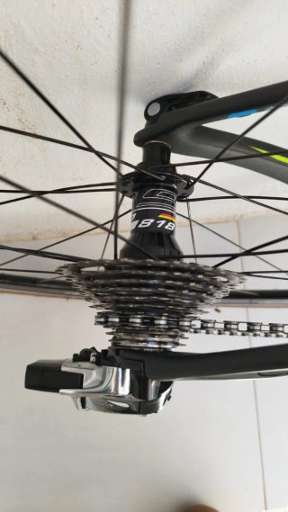BH G6 Pro Carbono SRAM Red eTap Talla 51BH G6 Pro