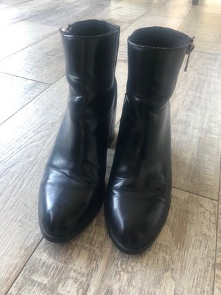 Botines negros Stradivarius talla 41