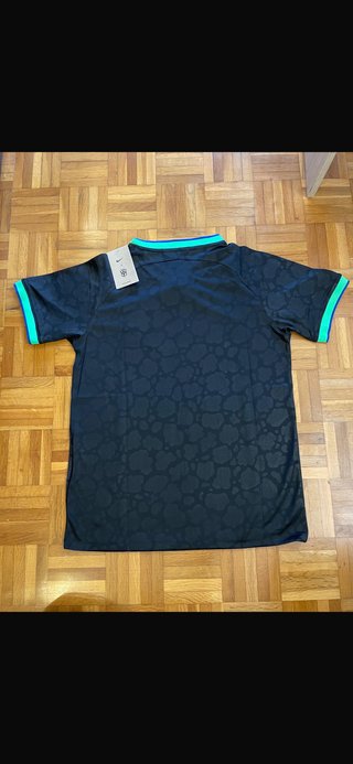 Camiseta Brasil Nike Negra y Verde