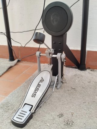 Batería Electrónica Alesis