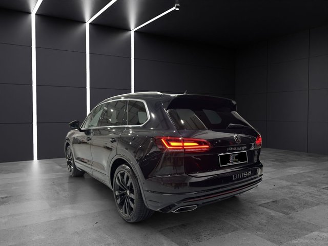 Volkswagen Touareg R-line 2022