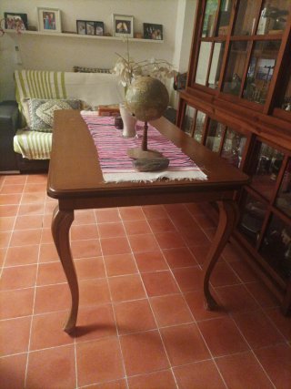 Mesa de comedor de pino macizo artesanal