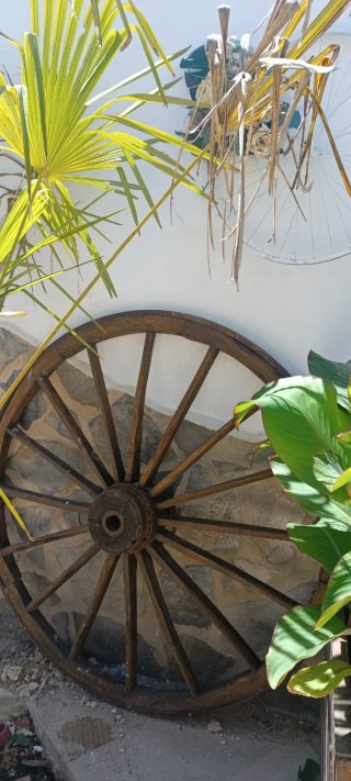 Rueda de Carro Antigua Madera 1,40m