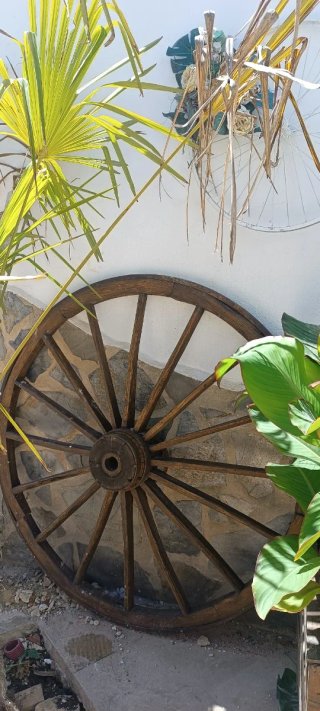 Rueda de Carro Antigua Madera 1,40m
