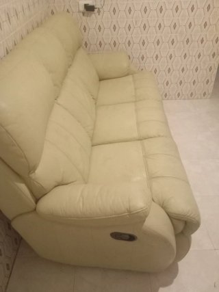 Divani in pelle beige in buone condizioni
