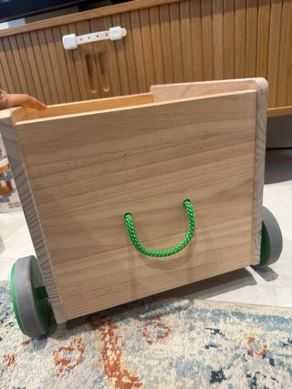 Caja de juguetes IKEA FLISAT con ruedas