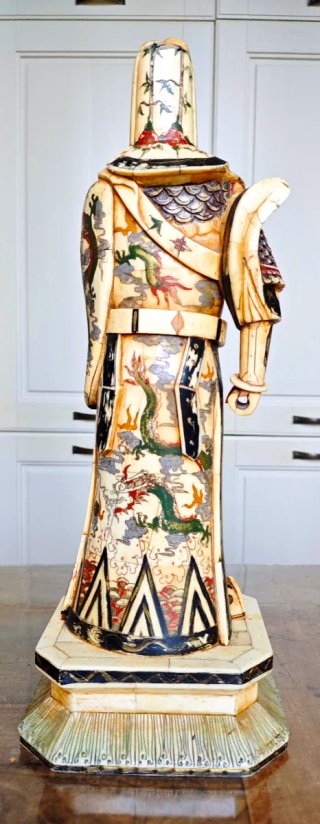 Scultura in Osso Guan Yu